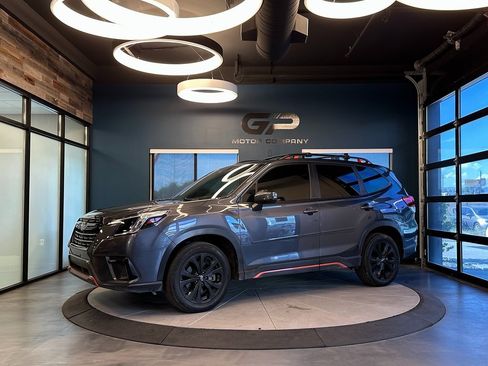 Used 2023 Subaru Forester Sport image 7