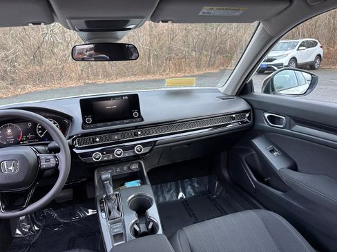 Used 2025 Honda Civic LX image 36