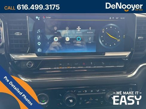 Used 2023 Chevrolet Silverado 1500 LT w/ Z71 Off-Road Package AWD/4WD image 15