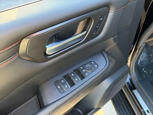 Used 2025 Nissan Armada PRO-4X w/ Pro-4X Premium Package image 23