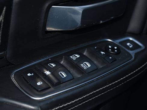 Used 2021 RAM 2500 Limited image 10