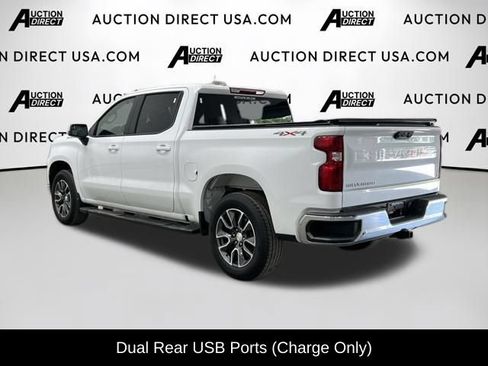 Used 2022 Chevrolet Silverado 1500 LT AWD/4WD image 8