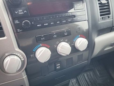 Used 2013 Toyota Tundra Grade w/ Tow Pkg image 9