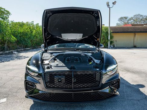 Used 2025 Bentley Continental GT Speed image 34