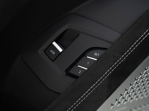 Used 2024 Lamborghini Urus S AWD/4WD image 26