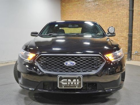 Used 2018 Ford Taurus Police Interceptor AWD image 4