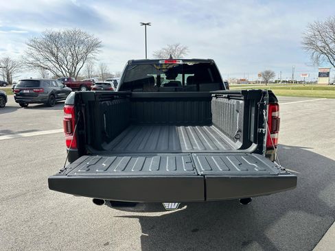 Used 2022 RAM 1500 Limited w/ Bed Utility Group image 16