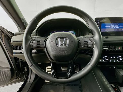 Used 2024 Honda Accord Sport image 15