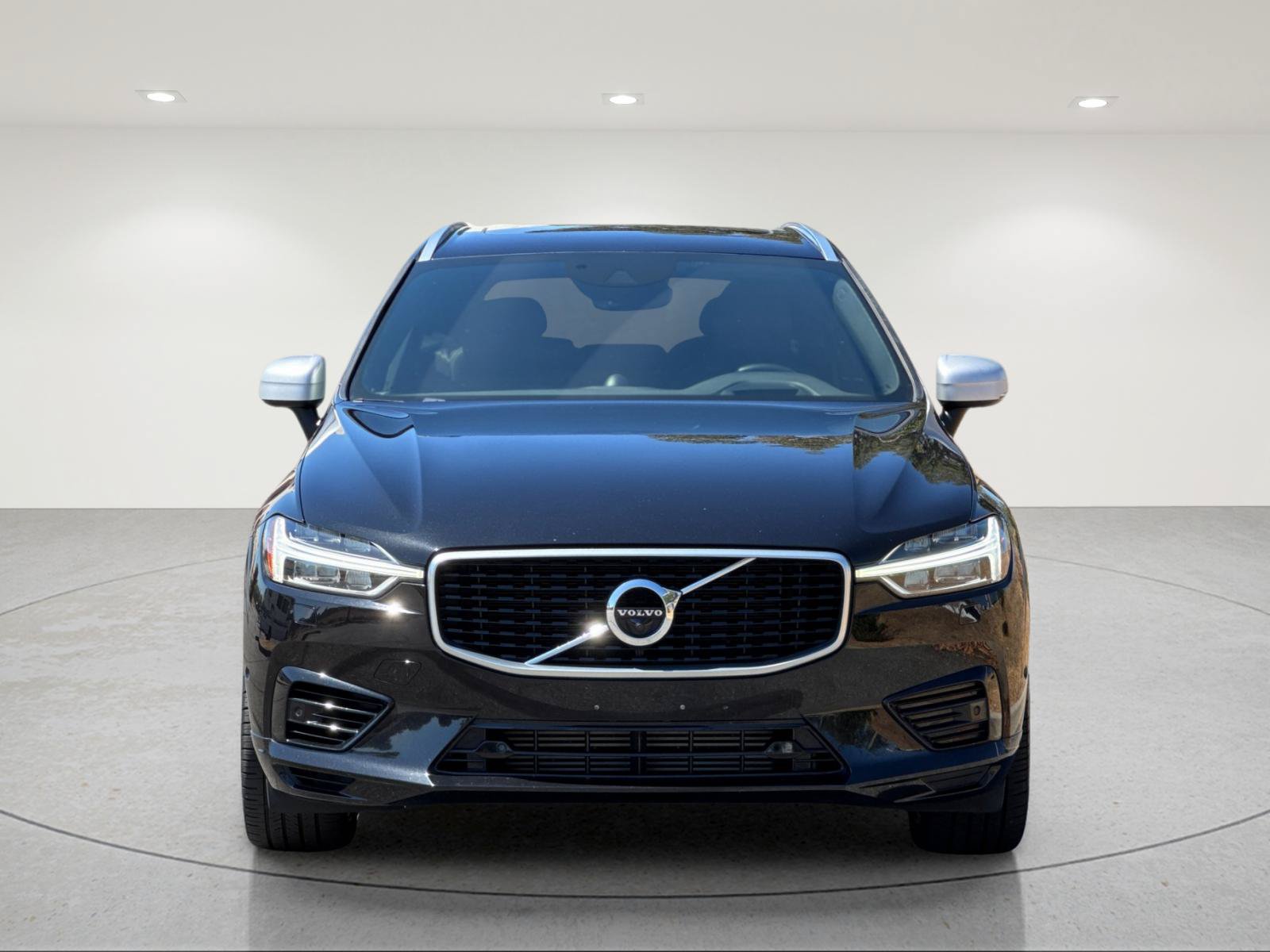 Used 2019 Volvo XC60 T8 R-Design w/ Advanced Package AWD/4WD image 9