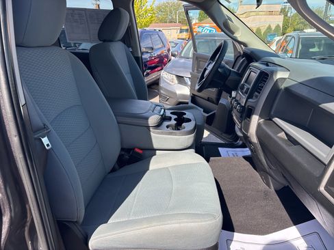 Used 2019 RAM 1500 Express w/ Express Value Package image 15