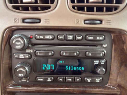 Used 2007 Buick Rainier CXL RWD image 26