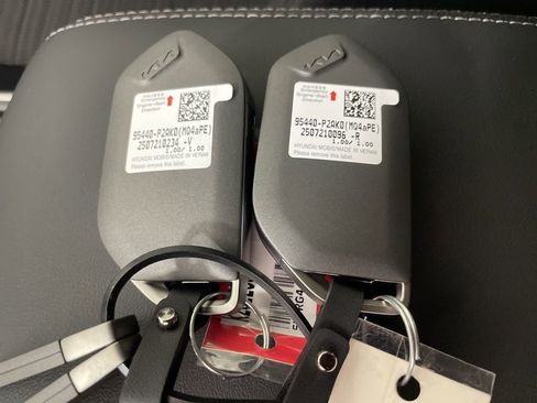 New 2026 Kia Sorento LX image 35