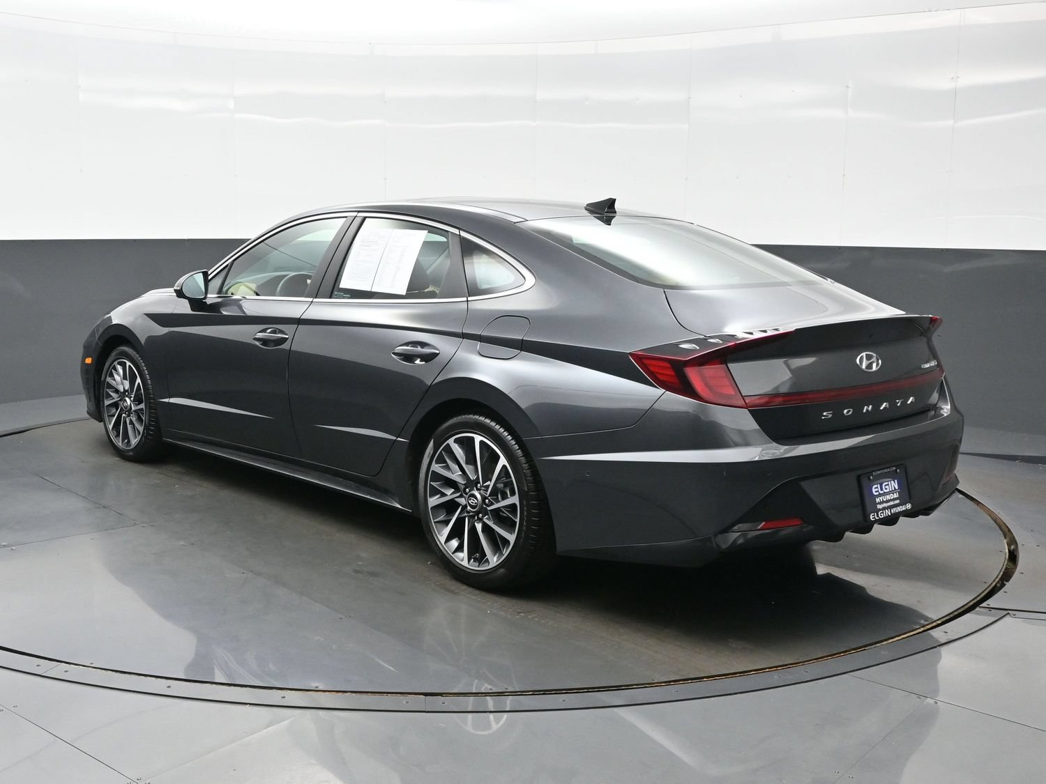 Used 2023 Hyundai Sonata Limited FWD image 4