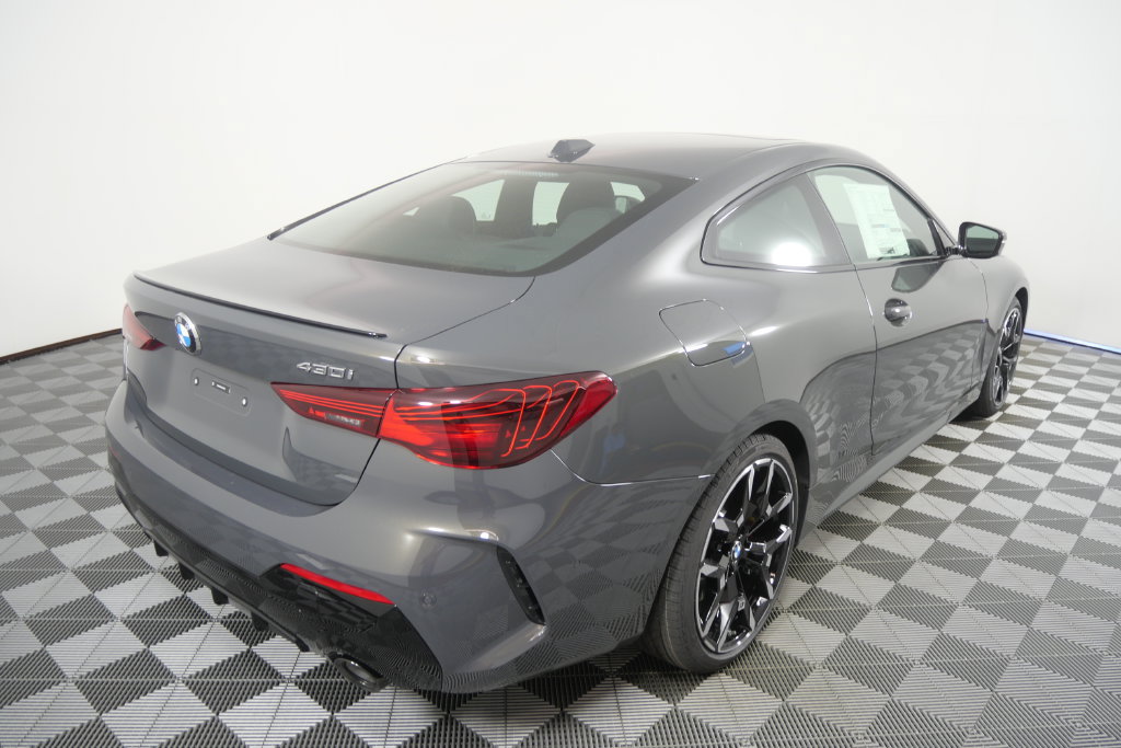 New 2027 BMW 430i Coupe w/ M Sport Package RWD image 5