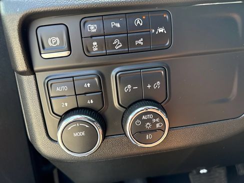 Certified 2025 Chevrolet Tahoe Z71 AWD/4WD image 22
