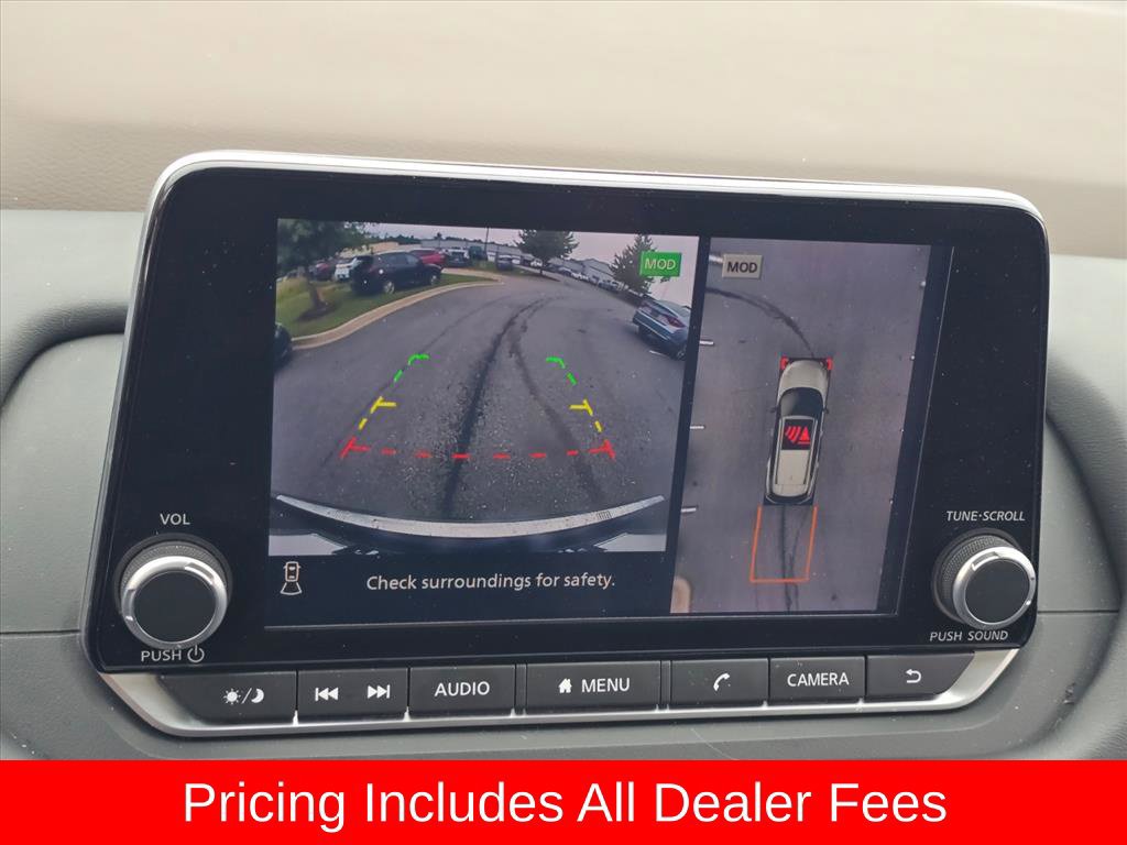 Used 2023 Nissan Rogue SL FWD image 18
