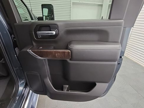 Used 2020 GMC Sierra 2500 Denali w/ Denali Ultimate Package image 40