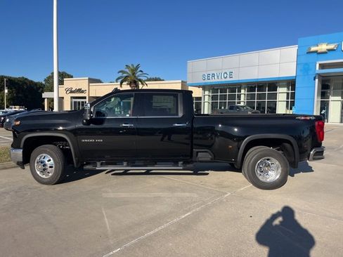 New 2026 Chevrolet Silverado 3500 LTZ image 4