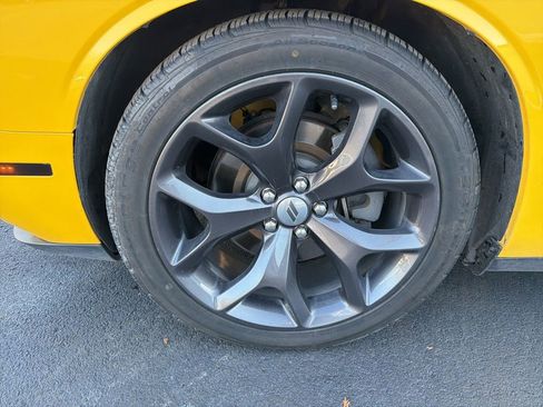 Used 2017 Dodge Challenger R/T w/ Sound Group image 10