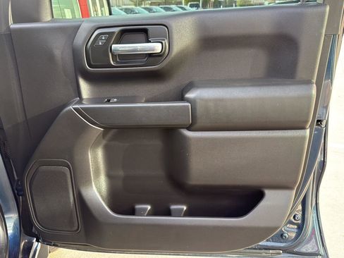 Used 2020 Chevrolet Silverado 1500 Custom w/ Custom Value Package image 25