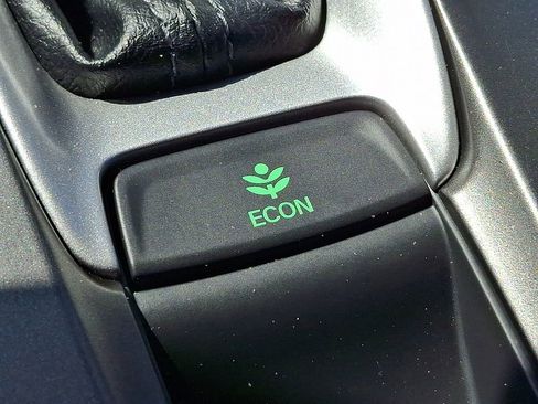 Used 2020 Honda Accord EX image 25