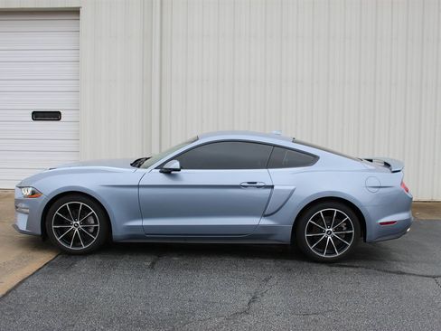 Used 2022 Ford Mustang Premium w/ Equipment Group 201A image 6