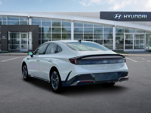 New 2026 Hyundai Sonata SEL FWD image 5