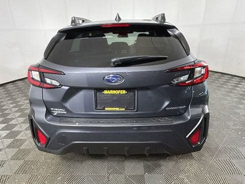 Used 2025 Subaru Crosstrek 2.0i Premium AWD/4WD image 4