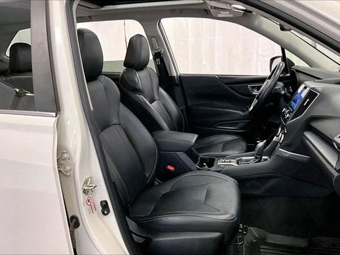 Used 2019 Subaru Forester Limited image 8