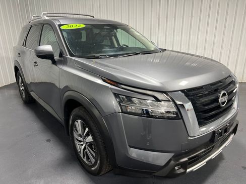Used 2022 Nissan Pathfinder SL image 22