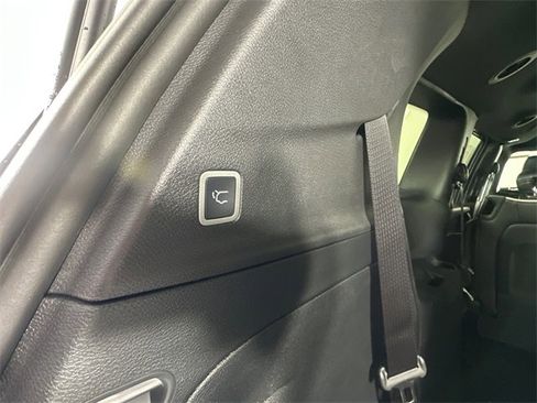 New 2026 Chrysler Pacifica Limited w/ S Appearance Package image 11
