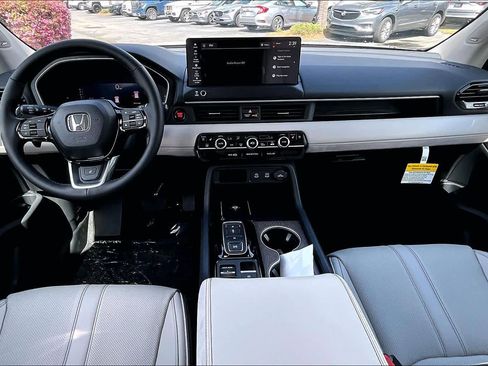 New 2026 Honda Pilot Elite image 5