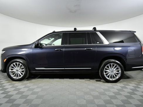 Certified 2022 Cadillac Escalade ESV Premium Luxury w/ Performance Package image 2