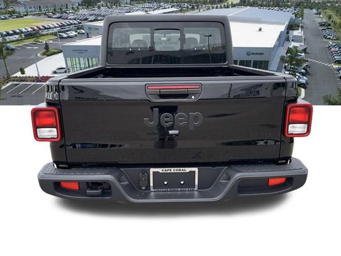 New 2026 Jeep Gladiator Sport AWD/4WD image 5