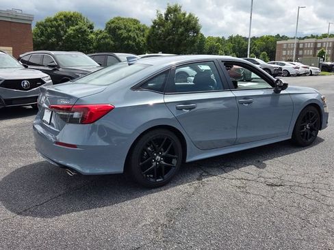 Used 2024 Honda Civic Sport image 12