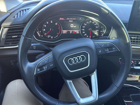 Used 2022 Audi Q5 2.0T Premium w/ Convenience Package image 7