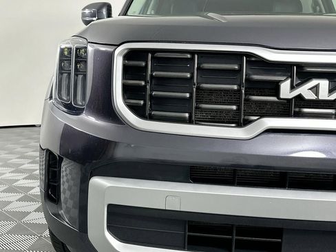Used 2025 Kia Telluride S AWD/4WD image 3