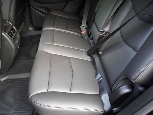 New 2026 Cadillac XT5 Luxury w/ LPO, Floor Liner Package image 23