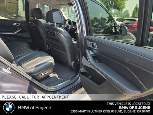 Used 2019 BMW X7 xDrive40i w/ Premium Package AWD/4WD image 13