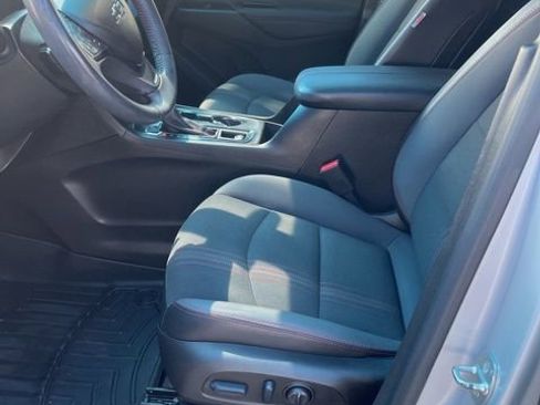 Used 2022 Chevrolet Equinox RS FWD image 12