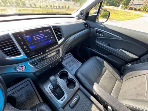 Used 2017 Honda Pilot EX-L image 18