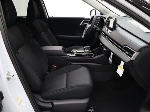 New 2026 Mitsubishi Outlander ES FWD image 27