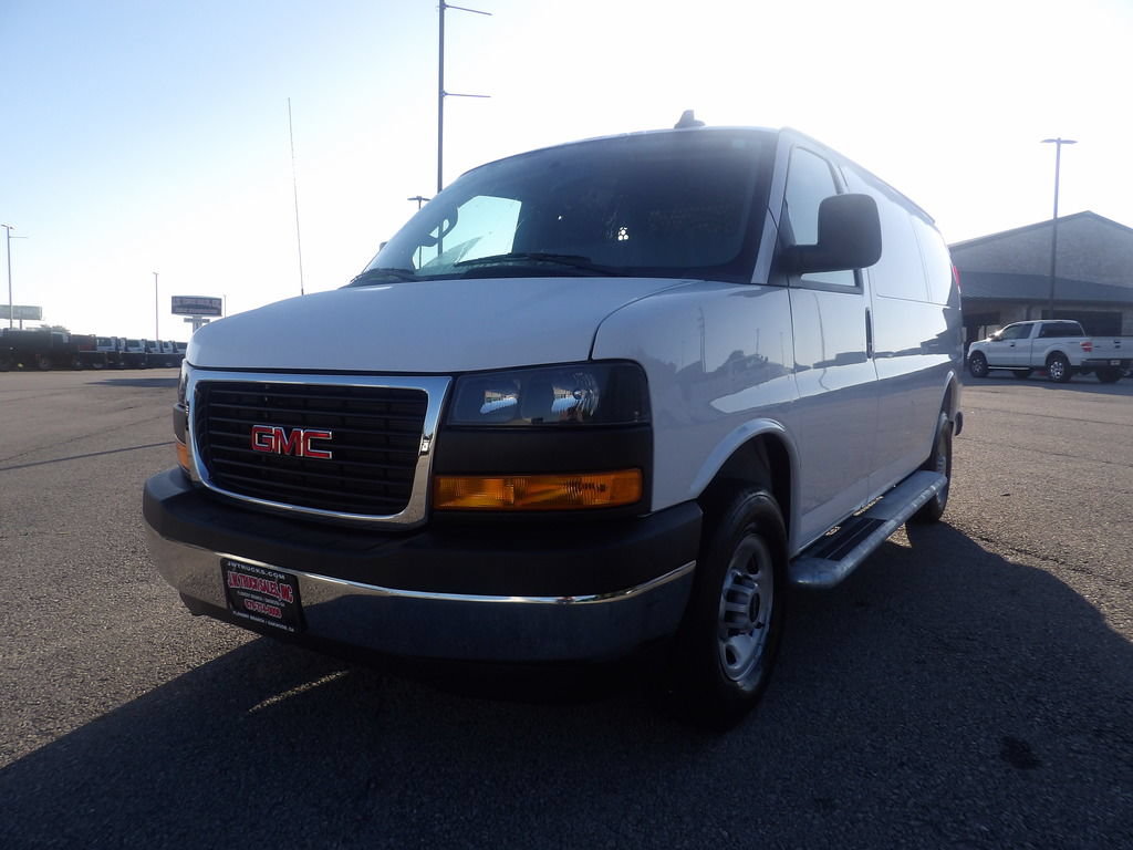 Used 2025 GMC Savana 2500 w/ Driver Convenience Package RWD image 59