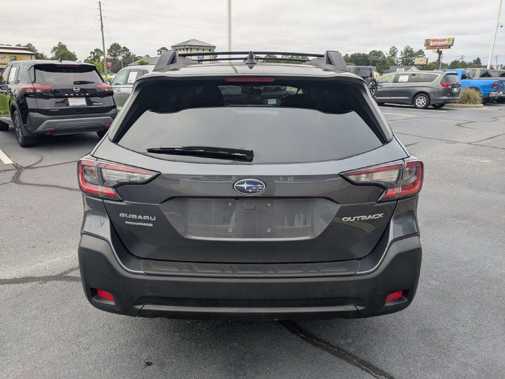 Certified 2025 Subaru Outback Premium AWD/4WD image 6
