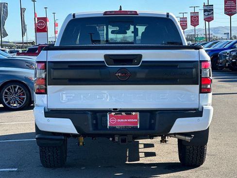 New 2026 Nissan Frontier PRO-4X w/ Tow Package image 5