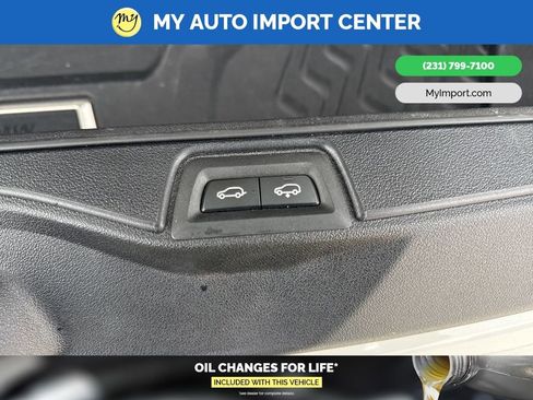 Used 2024 BMW X7 xDrive40i w/ Premium Package image 33