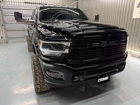 Used 2019 RAM 2500 Laramie w/ Night Edition AWD/4WD image 10
