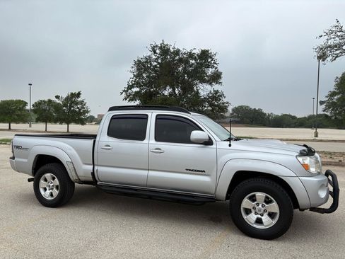Used 2010 Toyota Tacoma PreRunner RWD image 57