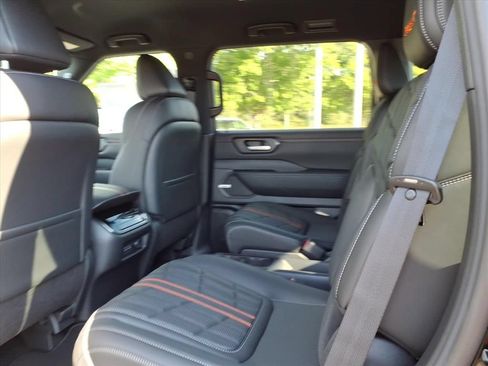 New 2026 Nissan Armada PRO-4X w/ Captain's Chari Seat Package AWD/4WD image 8