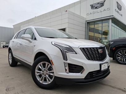 New 2025 Cadillac XT5 Luxury w/ LPO, Floor Liner Package